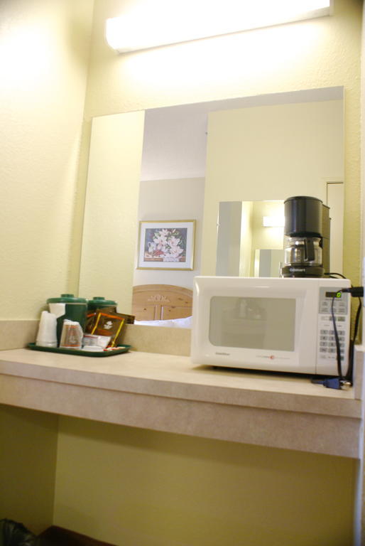 Lexington & Columbus-polaris Hotel 3*
