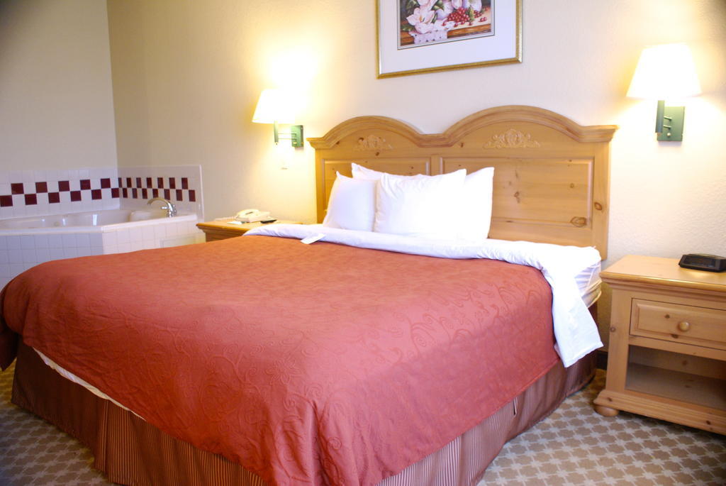 Lexington & Columbus-polaris Hotel 3*